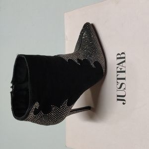 Size 9 black with rhinestones booties